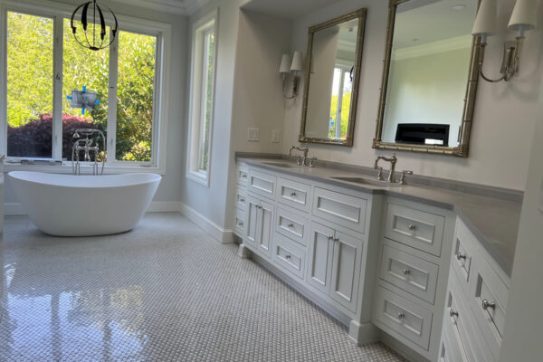 Woodway Ensuite. Savvy Cabinetry and Bathroom Remodels